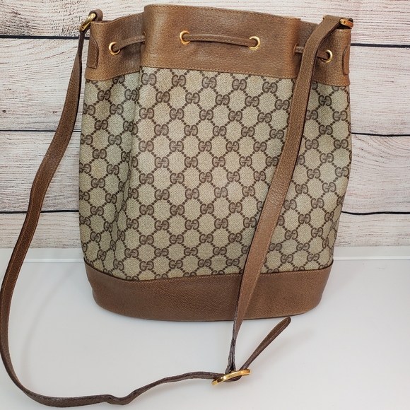 Vintage Authentic Gucci Bucket Bag - Picture 9 of 16
